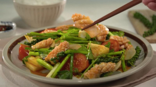 Mực xào sốt tiêu xanh