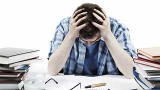Báo động, 69% học sinh có biểu hiện buồn rầu, thất vọng hoặc trầm cảm