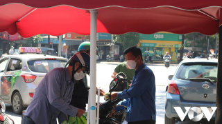 Giá xăng RON 95 không đổi, dầu tăng