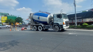 Tiền Giang: Xe bồn tông xe máy, 1 người tử vong