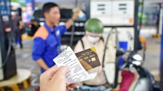 Yêu cầu thực hiện nghiêm quy định về hóa đơn điện tử trong kinh doanh, bán lẻ xăng dầu