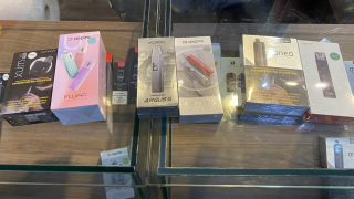Mua thuốc lá điện tử dễ như thế nào?