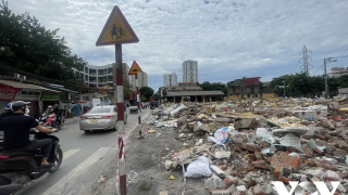 Chợ Mai Động sau giải tỏa, thành bãi rác