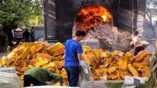 Đốt vàng mã, làm sao để lưu giữ nét đẹp tâm linh?
