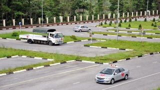 Đề xuất số lượng sân tập theo đơn vị định lượng đào tạo lái xe