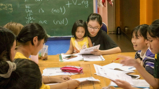 Ưu tiên lương nghề giáo và vị thế đúng của tiếng Anh