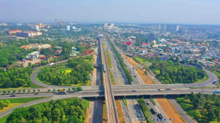 Thủ tướng chỉ đạo quyết liệt đẩy mạnh giải ngân vốn đầu tư công những tháng cuối năm