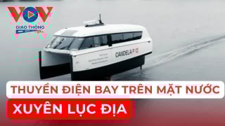 Hành trình xuyên lục địa của thuyền điện chở khách 'bay' trên mặt nước