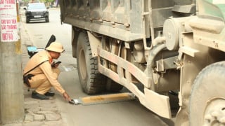 Hà Nội: Xử lý nghiêm xe quá khổ, quá tải tại cửa ngõ phía Nam