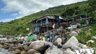 Bờ biển Lại Sơn bị 'xẻ thịt' để kinh doanh du lịch