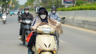 Hà Nội vào những ngày nắng nóng đầu tiên của năm 2024