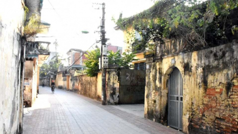 Về Đông Ngạc thăm làng tiến sĩ