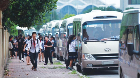 Xe đưa đón học sinh phải có màu sơn nhận diện riêng