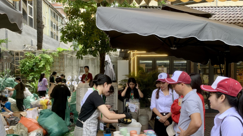 Bớt rác thêm mầm xanh