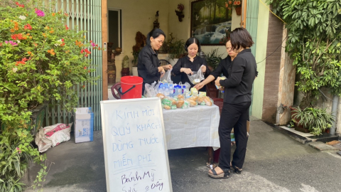 Nồng ấm tình cảm người dân Lại Đà