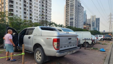 Tái lấn chiếm vỉa hè, mặt bằng dự án đường Tam Trinh làm nơi đỗ xe trái phép