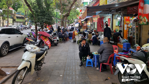 Cho thuê vỉa hè