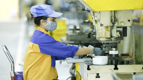 Trình Quốc hội điều chỉnh chỉ tiêu GDP năm 2025 đạt 8% trở lên