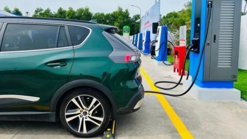 Làm sao để phủ trạm sạc xe điện cho các đô thị?