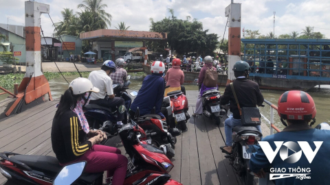 Hàng ngàn hộ dân mong mỏi đợi cầu