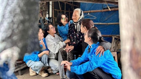 Hành trình của “Đom đóm”