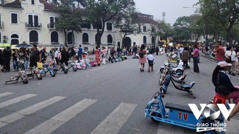 Thu nhập khủng, cá nhân kinh doanh xe điện trẻ em bất chấp lệnh cấm