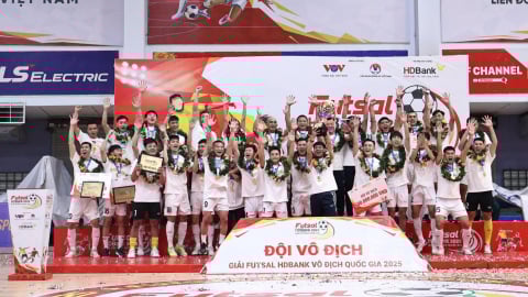 Futsal HDBank VĐQG 2025 nghẹt thở đến phút chót: Thái Sơn Nam tiến đến ngôi vương thứ 14