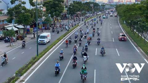 Cấm xe máy xăng: Đúng lúc, đúng cách và đúng lòng dân
