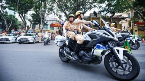 Trình diễn nghiệp vụ và diễu hành phương tiện của Bộ Công an