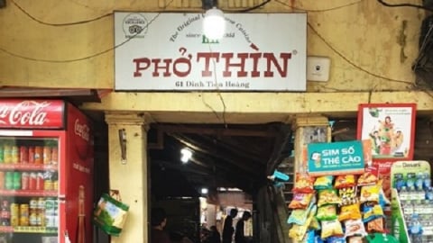 Hà Nội đến và yêu: Phở Thìn giữa bao hối hả, xô bồ 