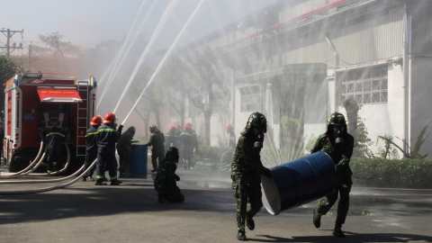 Những người ngược chiều