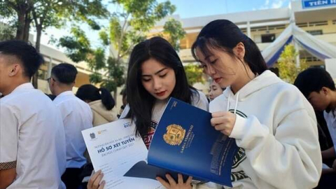 Vì sao nhiều trường Đại học bỏ phương thức tuyển sinh bằng học bạ?