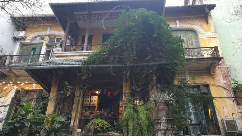Pháo đài bình an trên phố Chân Cầm