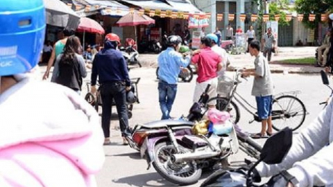 Liên tiếp án mạng sau va chạm giao thông: Bạo lực không thể ngăn bạo lực
