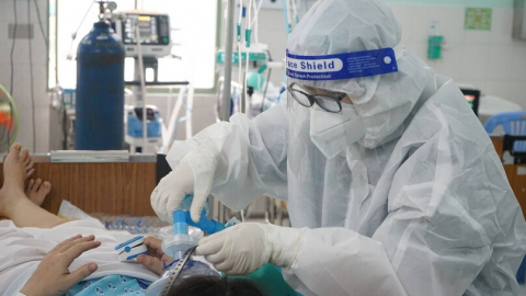 Trả lại thiên chức thiêng liêng cho người thầy thuốc