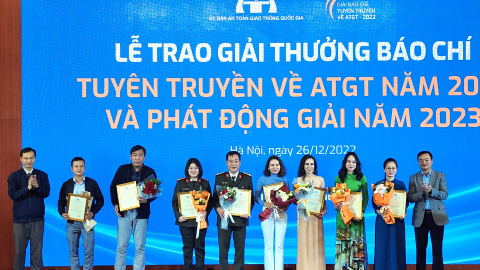 Kênh VOV Giao thông giành giải trong cuộc thi Báo chí tuyên truyền về ATGT