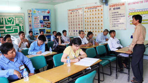Đào tạo lái xe: Phần lý thuyết có nhất thiết phải học tập trung?