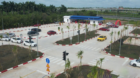 Có nên giảm thời gian học lái trong sa hình?