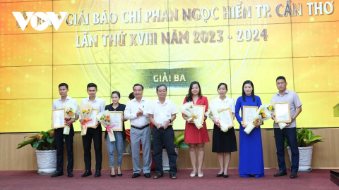 VOV ĐBSCL và VOV Giao thông nhận giải báo chí Cần Thơ