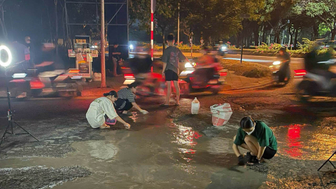 Nhóm vá đường thiện nguyện Neha: Mong giảm bớt các vụ tai nạn