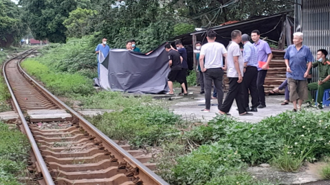 Va chạm với tàu hỏa, người đi xe máy tử vong