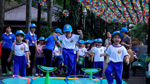 Những ngôi trường hạnh phúc