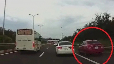Đi làn khẩn cấp trên cao tốc: Bị phạt bao nhiêu tiền, trừ bao nhiêu điểm?