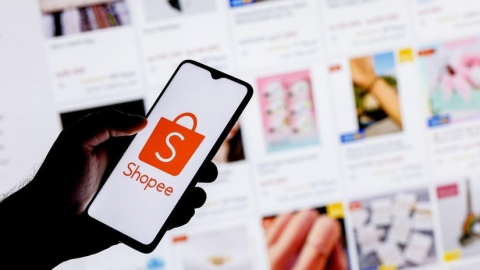 Tăng phí sàn thương mại điện tử: Chủ shop và khách đều lo lắng