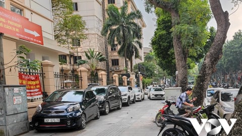 Dừng, đỗ xe trên vỉa hè như thế nào để không bị xử phạt?
