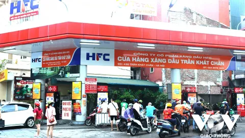 Lần đầu tiên xăng dầu được đề xuất giảm thuế VAT