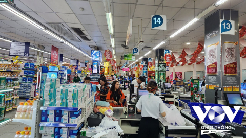 Giảm 2% thuế VAT đến hết 2026: Tác động kép lên tiêu dùng và sản xuất