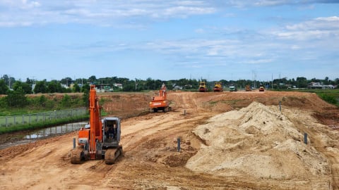 Chạy đua với thời gian ở nút giao Dung Quất: Cuộc “tái sinh” sau nhiều năm dang dở