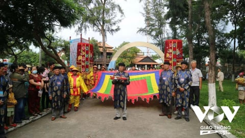 Phong tục độc đáo: Khai hội đầu năm
