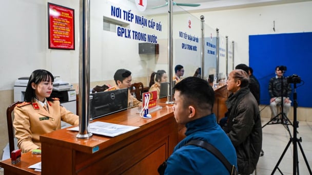 Tăng công suất cấp, đổi GPLX trực tuyến lên 10.000 hồ sơ/ngày
